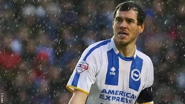  摩纳哥客场不敌尼斯，争冠形势趋于白热化  