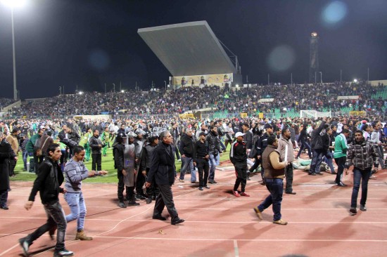  马赛德比战平局收场，球迷冲突引发关注  